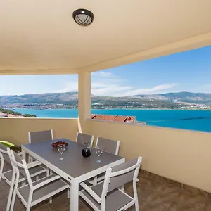 Bluesky Trogir